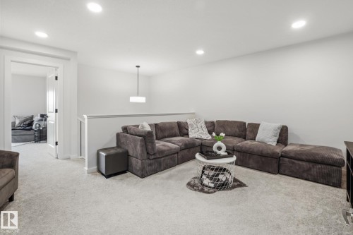 7012 54 Avenue, Beaumont, AB - Indoor Photo Showing Living Room