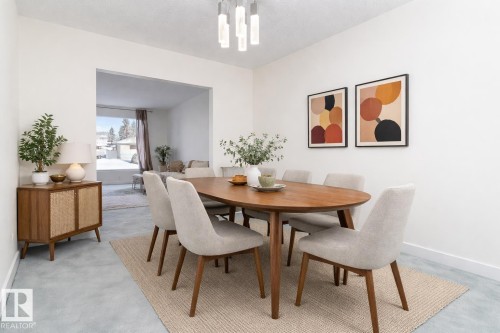 10951 35A Avenue, Edmonton, AB - Indoor Photo Showing Dining Room