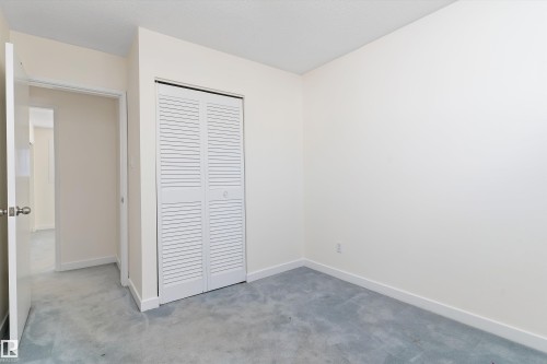 10951 35A Avenue, Edmonton, AB - Indoor Photo Showing Other Room