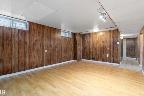 10951 35A Avenue, Edmonton, AB - Indoor