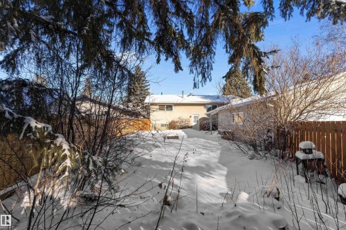 10951 35A Avenue, Edmonton, AB - Outdoor