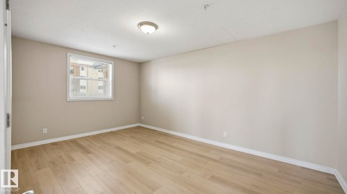 101 10346 117 Street, Edmonton, AB - Indoor Photo Showing Other Room