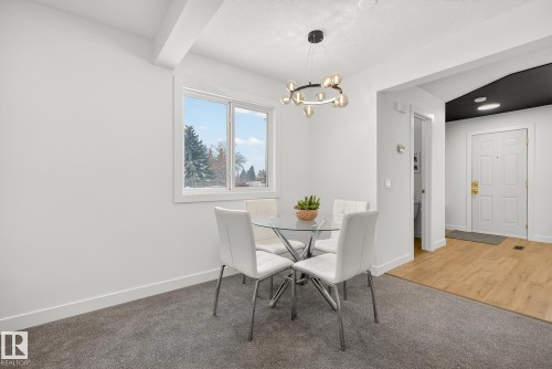 1 13833 30 Street, Edmonton, AB - Indoor Photo Showing Dining Room