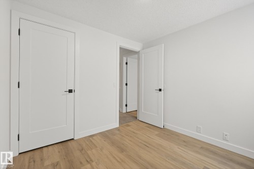 1 13833 30 Street, Edmonton, AB - Indoor Photo Showing Other Room