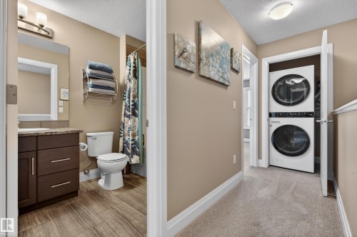 135 Gilmore Way, Spruce Grove, AB - Indoor Photo Showing Other Room