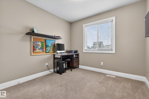 135 Gilmore Way, Spruce Grove, AB - Indoor Photo Showing Office