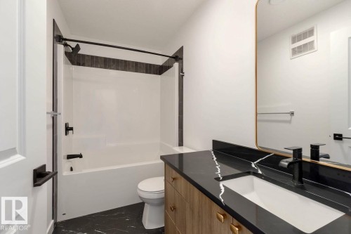 2827 65 Street, Edmonton, AB - Indoor Photo Showing Bathroom