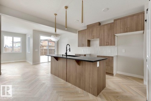2827 65 Street, Edmonton, AB - Indoor Photo Showing Kitchen