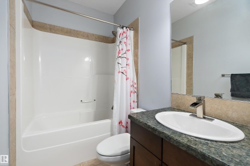 1409 Westerra Bay, Stony Plain, AB - Indoor Photo Showing Bathroom