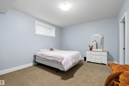 1409 Westerra Bay, Stony Plain, AB - Indoor Photo Showing Bedroom
