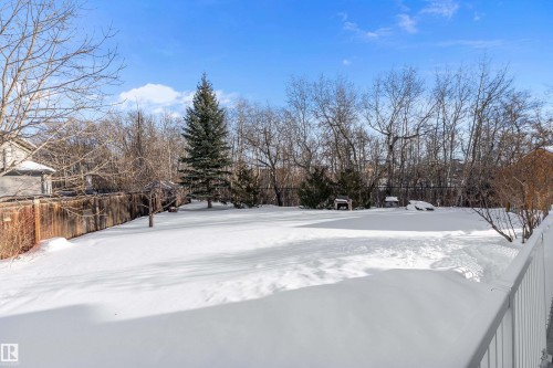 View of yard layered in snow - 1409 Westerra Bay, Stony Plain, AB - Outdoor