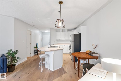 207 12028 103 Avenue, Edmonton, AB - Indoor