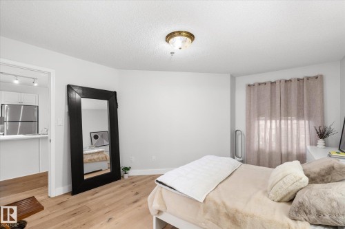 207 12028 103 Avenue, Edmonton, AB - Indoor Photo Showing Bedroom