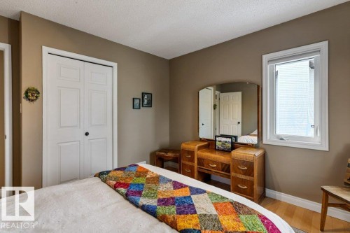 3 Pearson Place, St. Albert, AB - Indoor Photo Showing Bedroom