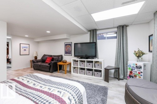 3 Pearson Place, St. Albert, AB - Indoor