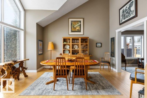3 Pearson Place, St. Albert, AB - Indoor Photo Showing Dining Room