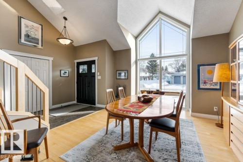 3 Pearson Place, St. Albert, AB - Indoor Photo Showing Dining Room
