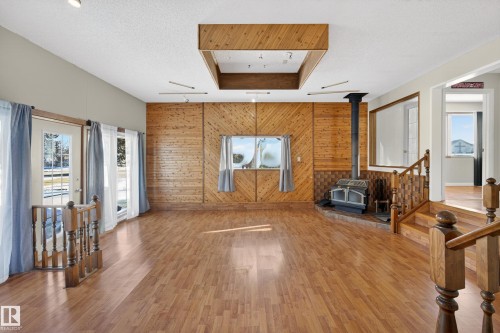 3801 33 Avenue, Leduc, AB - Indoor