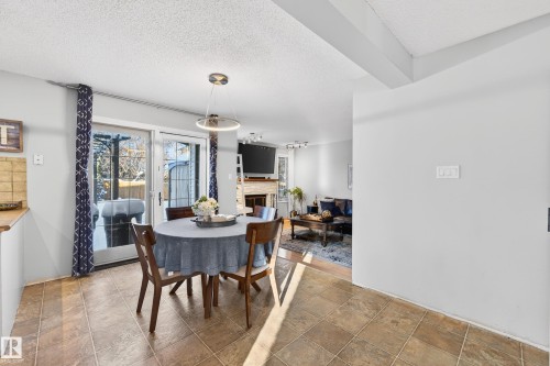 52 Langholm Drive, St. Albert, AB - Indoor Photo Showing Dining Room