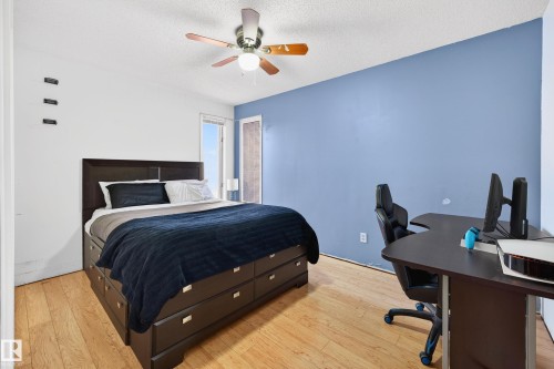 52 Langholm Drive, St. Albert, AB - Indoor Photo Showing Bedroom