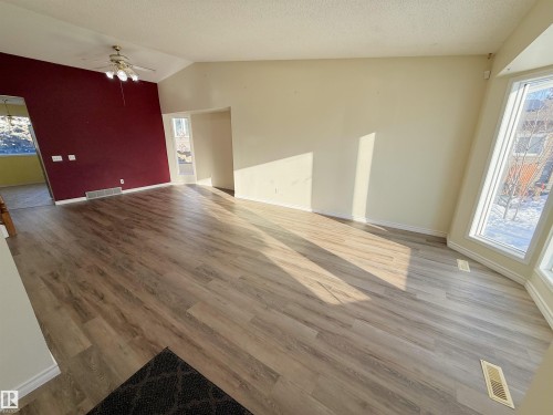 129 A St. Andrews Drive, Stony Plain, AB - Indoor Photo Showing Other Room