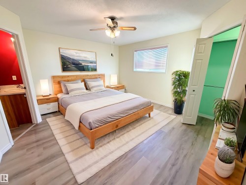 129 A St. Andrews Drive, Stony Plain, AB - Indoor Photo Showing Bedroom