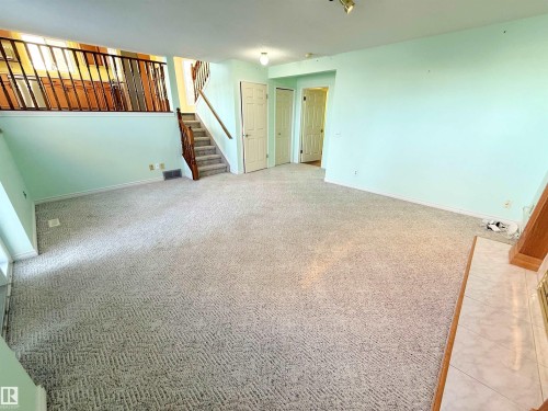 129 A St. Andrews Drive, Stony Plain, AB - Indoor Photo Showing Other Room