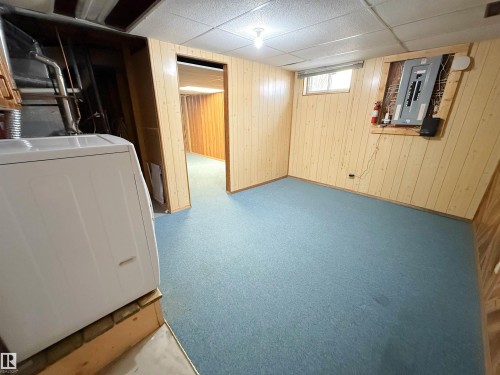 129 A St. Andrews Drive, Stony Plain, AB - Indoor Photo Showing Basement