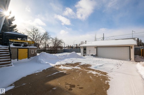 3424 65 Street, Edmonton, AB - Outdoor