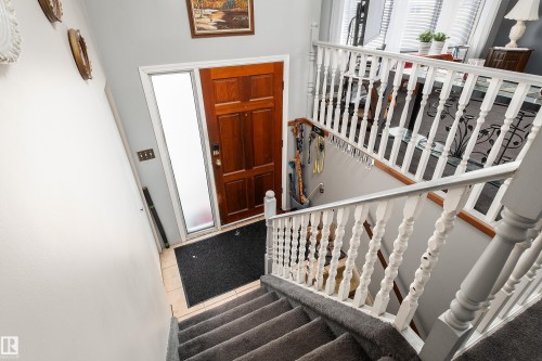 3424 65 Street, Edmonton, AB - Indoor Photo Showing Other Room