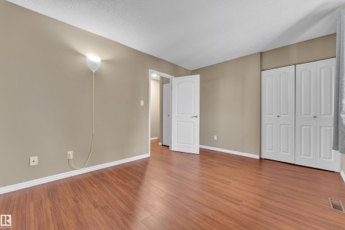 896 Abbottsfield Road Nw, Edmonton, AB - Indoor Photo Showing Other Room