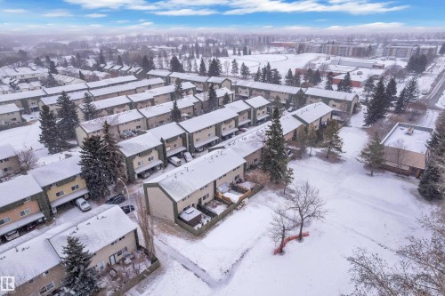 896 Abbottsfield Road Nw, Edmonton, AB - Outdoor With View