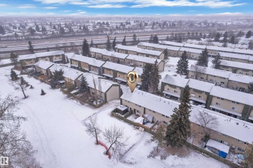 896 Abbottsfield Road Nw, Edmonton, AB - Outdoor With View