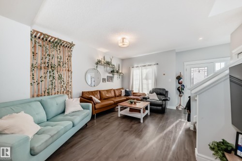 2 Southpointe Boulevard, Fort Saskatchewan, AB - Indoor Photo Showing Living Room