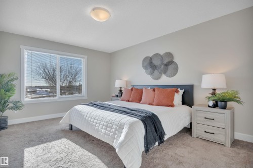 2383 Ware Crescent, Edmonton, AB - Indoor Photo Showing Bedroom