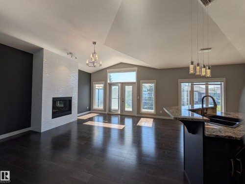 34 3090 Cameron Heights Way, Edmonton, AB - Indoor With Fireplace