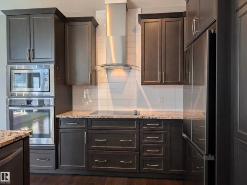 34 3090 Cameron Heights Way, Edmonton, AB - Indoor Photo Showing Kitchen