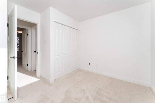 3108 142 Avenue, Edmonton, AB - Indoor Photo Showing Other Room