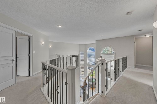 1516 Thorogood Close, Edmonton, AB - Indoor Photo Showing Other Room