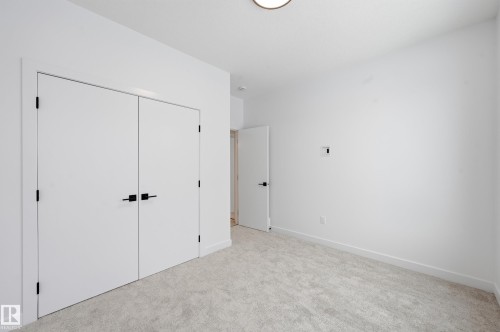 11121 51 Street, Edmonton, AB - Indoor Photo Showing Other Room