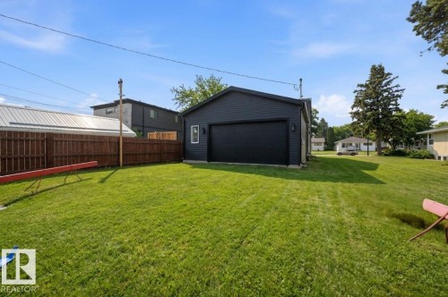 11121 51 Street, Edmonton, AB - Outdoor