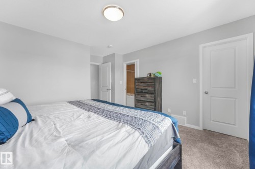 2652 Chokecherry Lane, Edmonton, AB - Indoor Photo Showing Bedroom