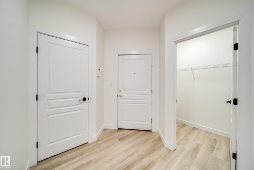 532 10023 110 Street, Edmonton, AB - Indoor Photo Showing Other Room