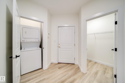 532 10023 110 Street, Edmonton, AB - Indoor Photo Showing Laundry Room