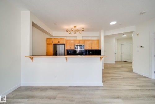 532 10023 110 Street, Edmonton, AB - Indoor Photo Showing Kitchen