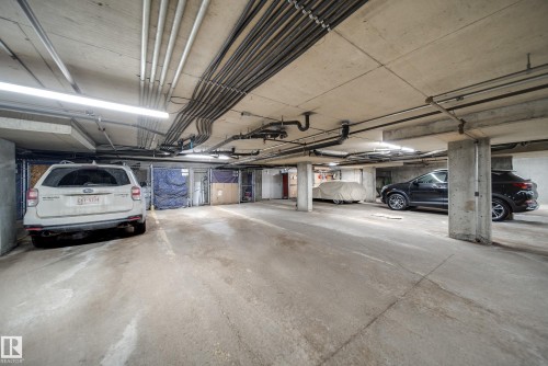532 10023 110 Street, Edmonton, AB - Indoor Photo Showing Garage
