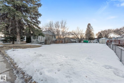 12122 45 Street, Edmonton, AB 
