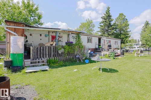 Back of property - 19 Ridgeway Drive Nw, Edmonton, AB - Outdoor