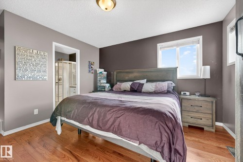 8304 170 Avenue, Edmonton, AB - Indoor Photo Showing Bedroom