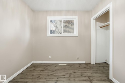 8064 Argyll Rd, Edmonton, AB - Indoor Photo Showing Other Room